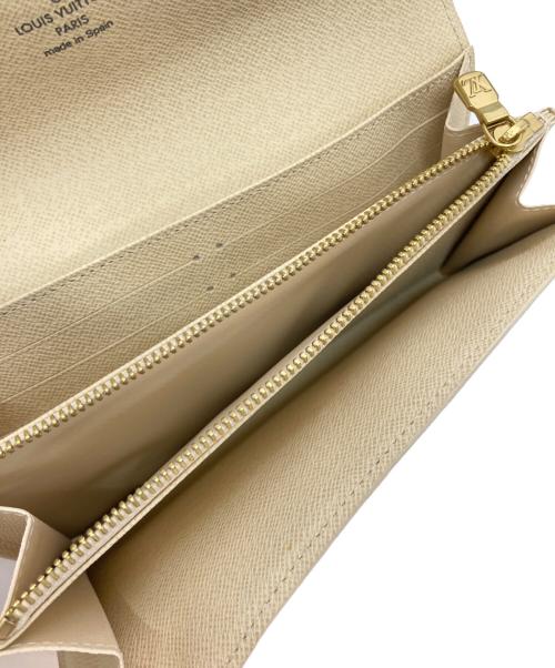 LOUIS VUITTON（ルイ ヴィトン）LOUIS VUITTON (ルイ ヴィトン) ポルトフォイユ・サラ アイボリーの古着・服飾アイテム