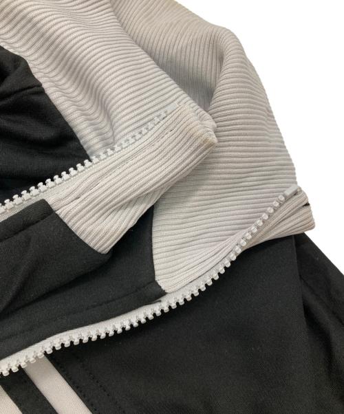 adidas（アディダス）adidas (アディダス) ［古着］トラックジャケット ブラック×グレー サイズ:Oの古着・服飾アイテム