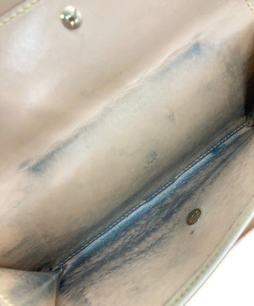 LOUIS VUITTON（ルイ ヴィトン）LOUIS VUITTON (ルイ ヴィトン) ポルトトレゾール・インターナショナル ホワイトの古着・服飾アイテム