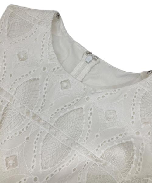 HER LIP TO（ハーリップトゥ）HER LIP TO (ハーリップトゥ) Saint Germain Lace Dress ホワイト サイズ:M 未使用品の古着・服飾アイテム