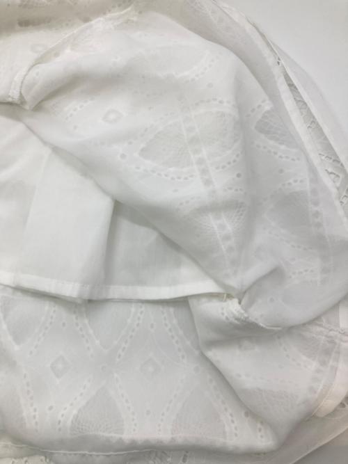 HER LIP TO（ハーリップトゥ）HER LIP TO (ハーリップトゥ) Saint Germain Lace Dress ホワイト サイズ:M 未使用品の古着・服飾アイテム