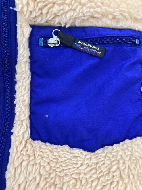 Patagonia（パタゴニア）Patagonia (パタゴニア) Classic Retro Cardigan ベージュ×ブルー サイズ:Mの古着・服飾アイテム