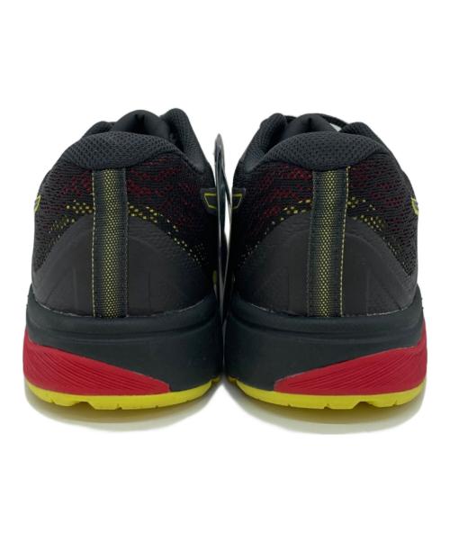 asics（アシックス）asics (アシックス) GT-1000 8 GTX ブラック×レッド サイズ:US6 1/2の古着・服飾アイテム