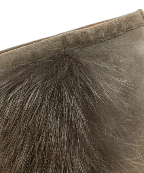 GUCCI（グッチ）GUCCI (グッチ) ファーヒールブーツ グレー サイズ:36の古着・服飾アイテム