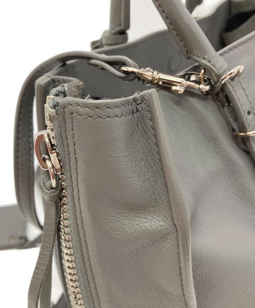 BALENCIAGA（バレンシアガ）BALENCIAGA (バレンシアガ) PAPIER A6 ZIP AROUND ハンドバッグ グレーの古着・服飾アイテム