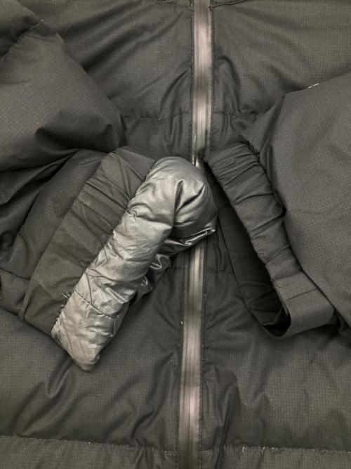 mont-bell（モンベル）mont-bell (モンベル) パーマフロスト ライトダウンジャケット ブラック サイズ:XLの古着・服飾アイテム