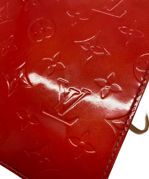 LOUIS VUITTON（ルイ ヴィトン）LOUIS VUITTON (ルイ ヴィトン) モノグラム・ヴェルニショルダーバッグ ルージュの古着・服飾アイテム