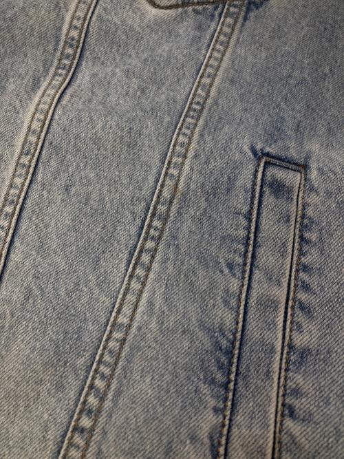 GUESS（ゲス）GUESS (ゲス) Brandalised (ブランダライズド) WITH GRAFFITI BY BANKSY Oversized Denim Jacket ネイビー サイズ:XLの古着・服飾アイテム