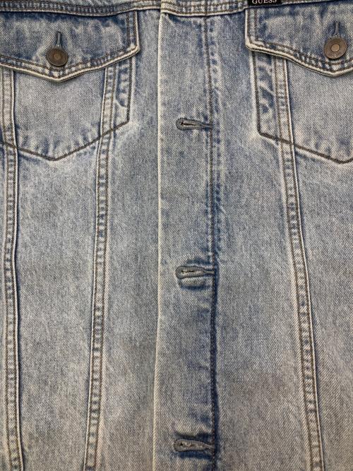 GUESS（ゲス）GUESS (ゲス) Brandalised (ブランダライズド) WITH GRAFFITI BY BANKSY Oversized Denim Jacket ネイビー サイズ:XLの古着・服飾アイテム