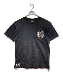 CHROME HEARTS（クロムハーツ）の古着「ホースシュー×スクロールラベルプリントカットソー」｜ブラック