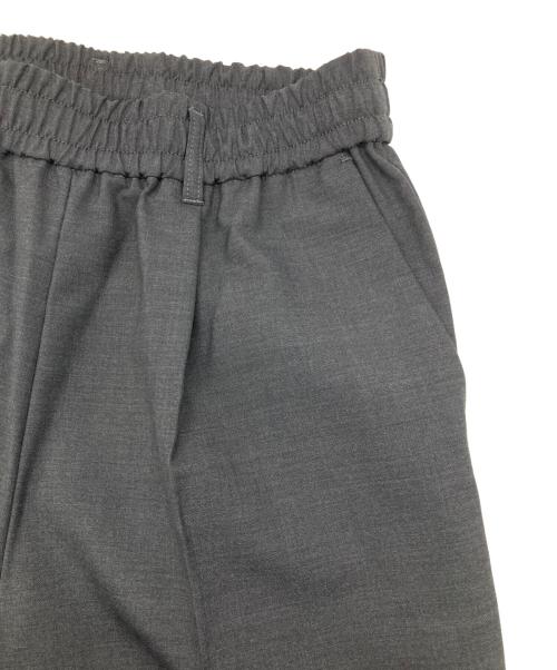 UNITED TOKYO（ユナイテッドトーキョー）UNITED TOKYO (ユナイテッドトーキョー) ウォッシャブルスーツウールトラックパンツ グレー サイズ:1の古着・服飾アイテム