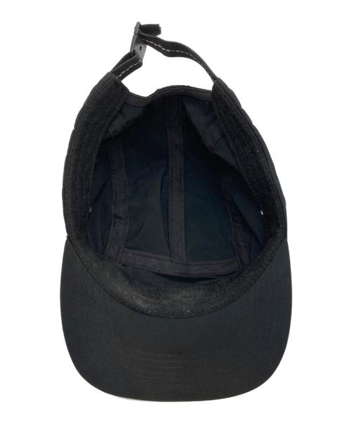 SUPREME（シュプリーム）Supreme (シュプリーム) Holographic Logo Camp Cap ブラックの古着・服飾アイテム