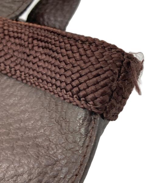 Yves Saint Laurent（イヴサンローラン）Yves Saint Laurent (イヴサンローラン) 型押しレザーハンドバッグ ブラウンの古着・服飾アイテム