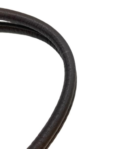 Yves Saint Laurent（イヴサンローラン）Yves Saint Laurent (イヴサンローラン) 型押しレザーハンドバッグ ブラウンの古着・服飾アイテム