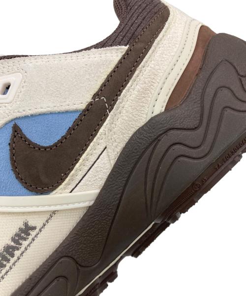 NIKE（ナイキ）NIKE (ナイキ) Travis Scott (トラヴィススコット) ZOOM FIELD JAXX ブラウン×アイボリー サイズ:US10.5 未使用品の古着・服飾アイテム