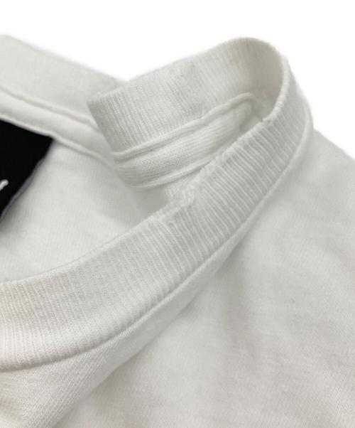 stussy（ステューシー）stussy (ステューシー) FRAGMENT DESIGN (フラグメントデザイン) ONE WORLD ONE LOVE ONE HEART TEE ホワイト サイズ:XLの古着・服飾アイテム