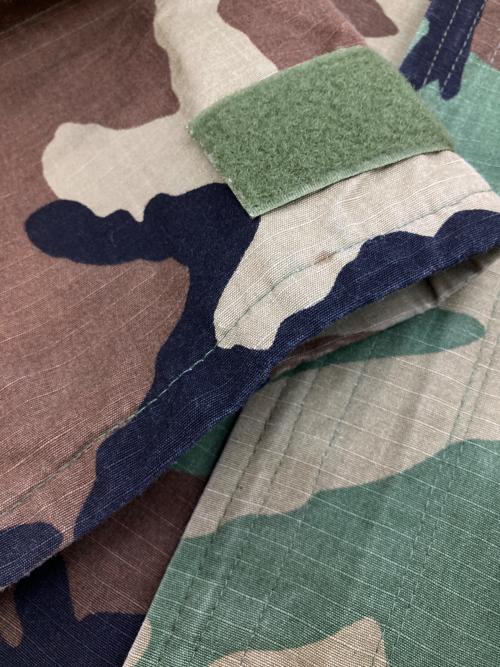 US ARMY（ユーエスアーミー）US ARMY (ユーエスアーミー) ［古着］ケミカルプロテクティブジャケット カーキ サイズ:Mの古着・服飾アイテム