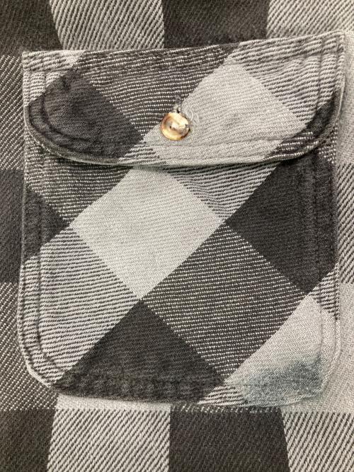 DEER CREEK（ディアークリーク）DEER CREEK (ディアークリーク) ［古着］ブロックチェックネルシャツ ブラック×グレー サイズ:Lの古着・服飾アイテム