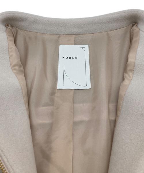 Noble（ノーブル）Noble (ノーブル) MTRレイズドネックジップコート ホワイト サイズ:38 未使用品の古着・服飾アイテム