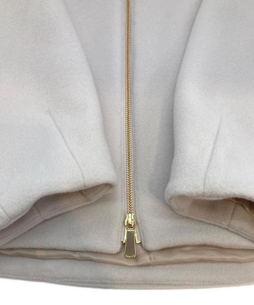 Noble（ノーブル）Noble (ノーブル) MTRレイズドネックジップコート ホワイト サイズ:38 未使用品の古着・服飾アイテム