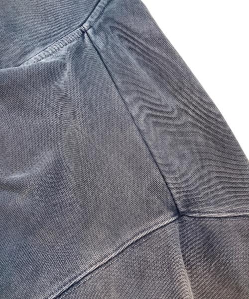 X-LARGE（エクストララージ）X-LARGE (エクストララージ) PIGMENT DYED EMBOSS LOGO ZIP HOODED SWEAT ブルー サイズ:XLの古着・服飾アイテム