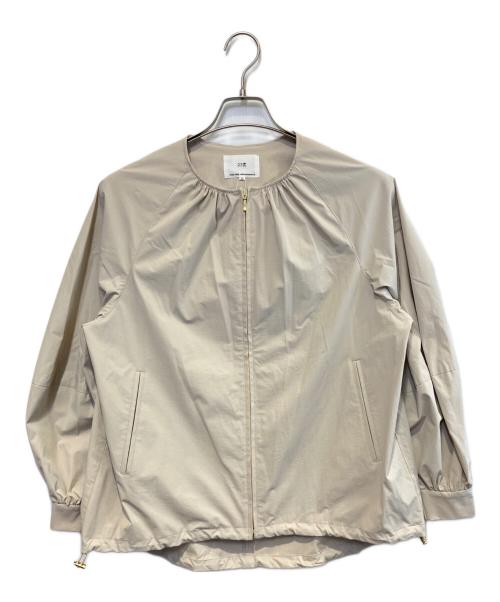 23区（ニジュウサンク）23区 (ニジュウサンク) ナイロン2WAYストレッチ ブルゾン ベージュ サイズ:36 未使用品の古着・服飾アイテム