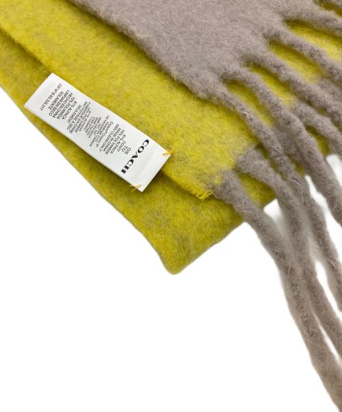 COACH（コーチ）COACH (コーチ) カラーブロック マフラー・ラバー パッチ ベージュ×イエローの古着・服飾アイテム