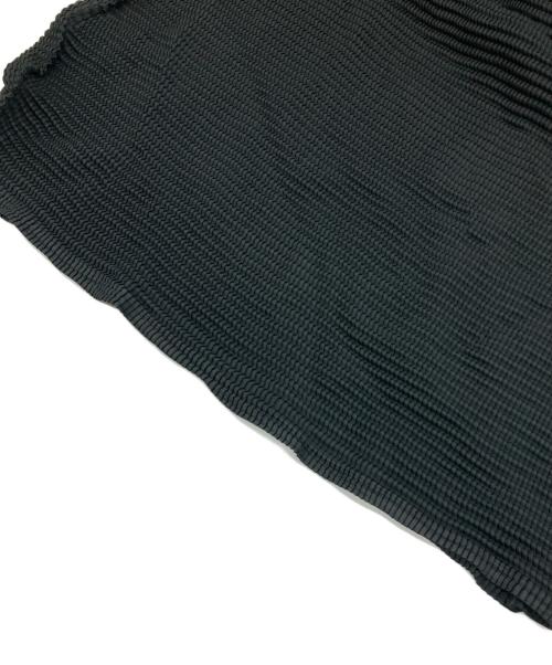 me ISSEY MIYAKE（ミーイッセイ ミヤケ）me ISSEY MIYAKE (ミーイッセイ ミヤケ) ジャバラタートルネック ブラック サイズ:Freeの古着・服飾アイテム