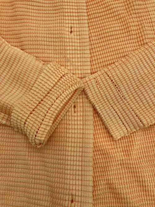 me ISSEY MIYAKE（ミーイッセイ ミヤケ）me ISSEY MIYAKE (ミーイッセイ ミヤケ) プリーツシャツ イエロー サイズ:FREEの古着・服飾アイテム