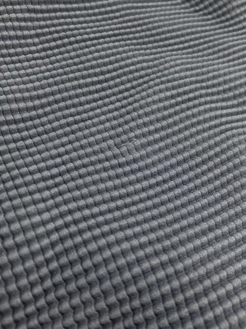 me ISSEY MIYAKE（ミーイッセイ ミヤケ）me ISSEY MIYAKE (ミーイッセイ ミヤケ) プリーツハイネックカットソー グレー サイズ:Freeの古着・服飾アイテム