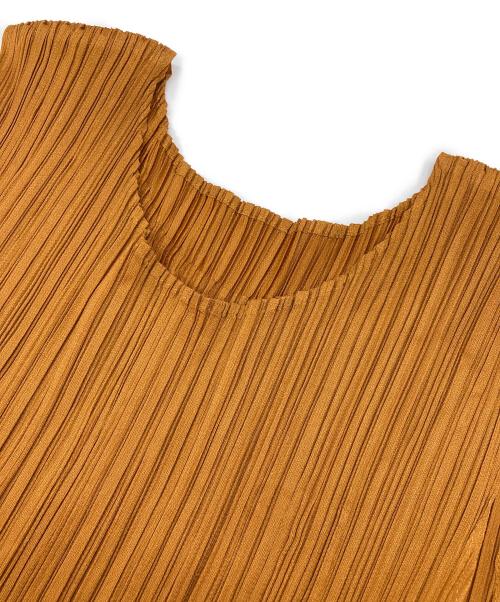 ISSEY MIYAKE（イッセイミヤケ）ISSEY MIYAKE (イッセイミヤケ) プリーツワンピース ブラウン サイズ:3の古着・服飾アイテム