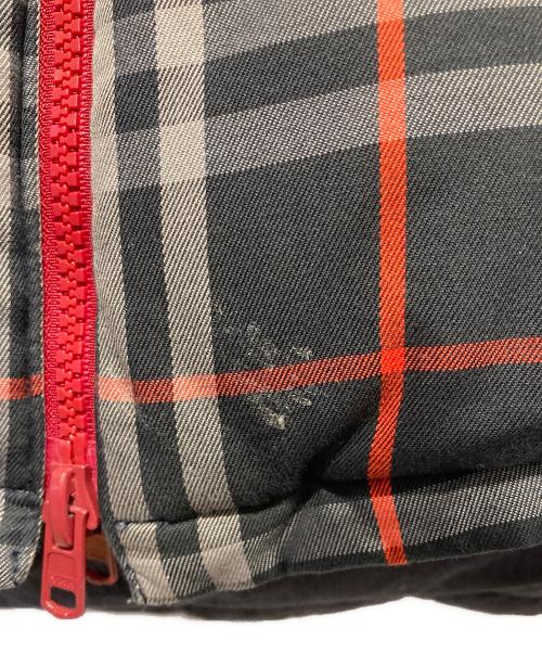 BURBERRY（バーバリー）BURBERRY (バーバリー) リバーシブル ダウンベスト ネイビー サイズ:LAの古着・服飾アイテム