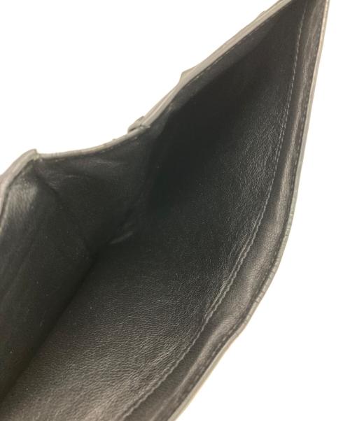 BOTTEGA VENETA（ボッテガベネタ）BOTTEGA VENETA (ボッテガベネタ) イントレチャート二つ折りファスナーウォレット ブラックの古着・服飾アイテム