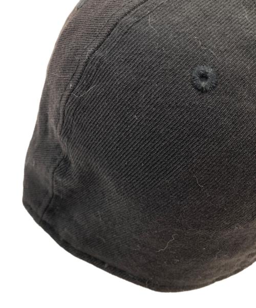 New Era（ニューエラ）New Era (ニューエラ) Yohji Yamamoto pour homme (ヨウジヤマモト プールオム) キャップ ブラック サイズ:7 3/4の古着・服飾アイテム