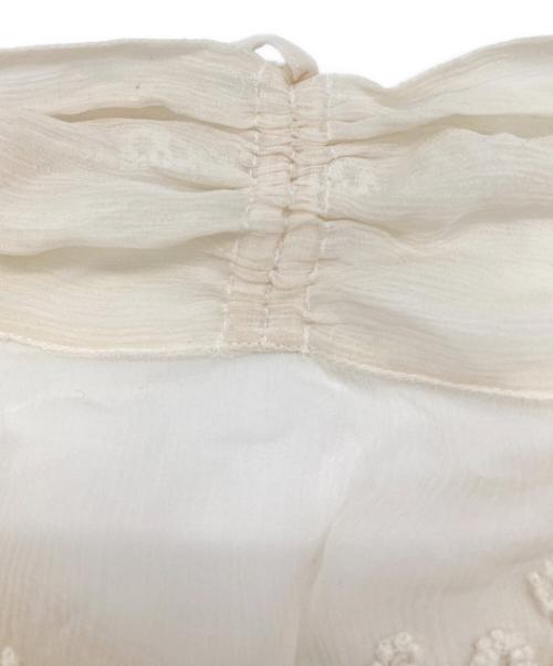 伊太利屋（イタリヤ）伊太利屋 (イタリヤ) シルクビジューブラウス ホワイト サイズ:9の古着・服飾アイテム