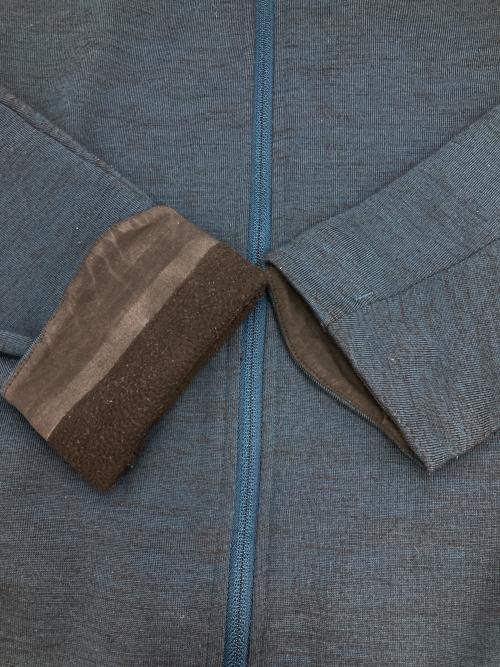 ARC'TERYX（アークテリクス）ARC'TERYX (アークテリクス) A2B VINTON JACKET ネイビー サイズ:Mの古着・服飾アイテム