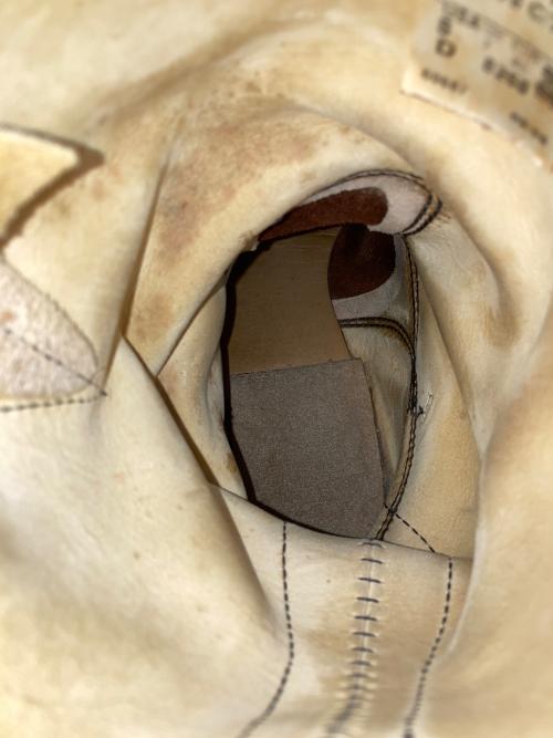 RED WING（レッドウィング）RED WING (レッドウィング) ［古着］ENGINEER BOOTS ベージュ サイズ:USA 8Dの古着・服飾アイテム