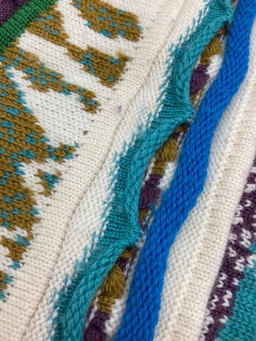 GECCU（ゲック）GECCU (ゲック) ［古着］3Dニットカーディガン マルチカラー サイズ:Sの古着・服飾アイテム