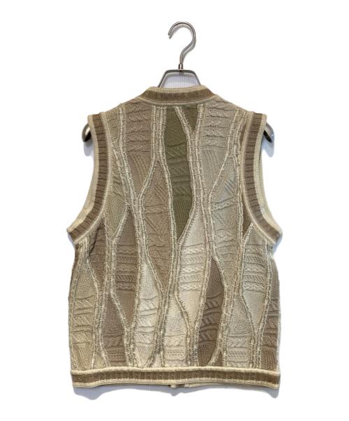 CUGGI（クージー）CUGGI (クージー) ［古着］3Dニットベスト グレー×ベージュ サイズ:Sの古着・服飾アイテム
