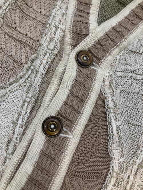 CUGGI（クージー）CUGGI (クージー) ［古着］3Dニットベスト グレー×ベージュ サイズ:Sの古着・服飾アイテム