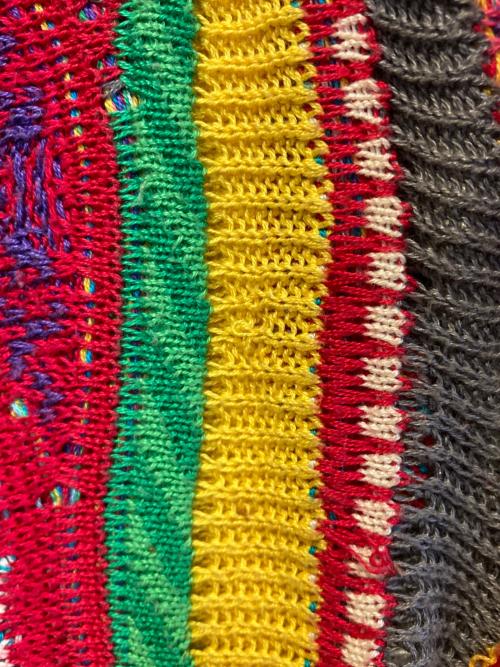 CUGGI（クージー）CUGGI (クージー) ［古着］3Dニットポロシャツ マルチカラー サイズ:sの古着・服飾アイテム