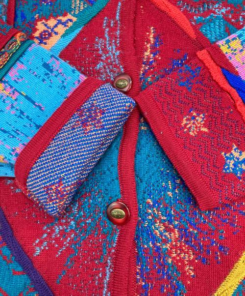 GECCU（ゲック）GECCU (ゲック) ［古着］3Dニットカーディガン レッド サイズ:Mの古着・服飾アイテム