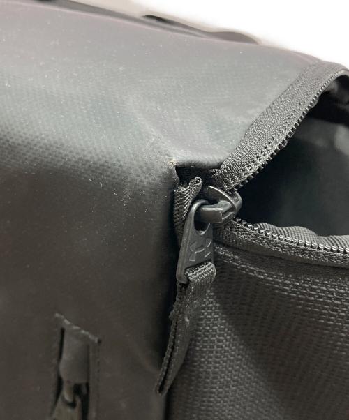 UNDER ARMOUR（アンダーアーマー）UNDER ARMOUR (アンダーアーマー) UAクール ターポリン バックパック4.0 ブラックの古着・服飾アイテム