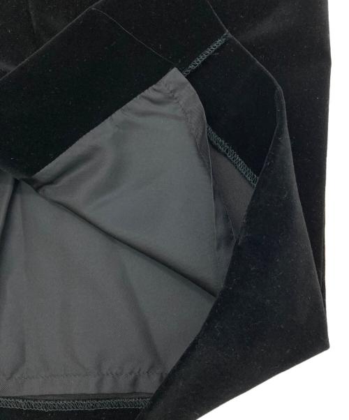 Yves Saint Laurent（イヴサンローラン）Yves Saint Laurent (イヴサンローラン) ベルベットタイトスカート ブラック サイズ:XSの古着・服飾アイテム