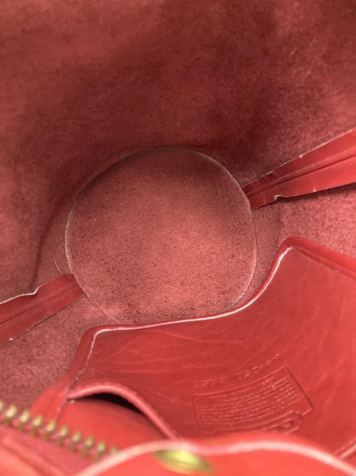 COACH（コーチ）COACH (コーチ) レザーショルダーバッグ レッドの古着・服飾アイテム