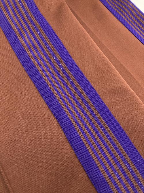 Needles（ニードルズ）Needles (ニードルズ) Narrow Track Pant ブラウン サイズ:Sの古着・服飾アイテム