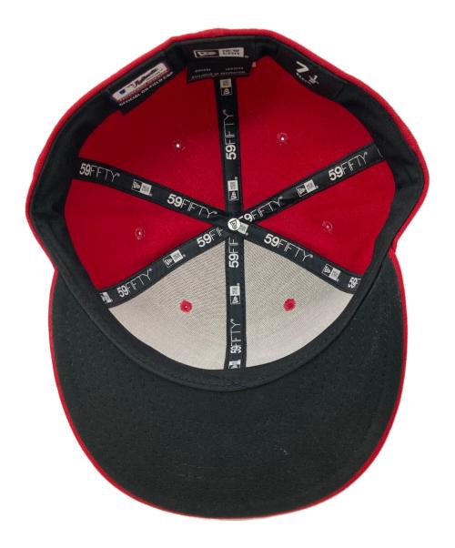 New Era（ニューエラ）New Era (ニューエラ) キャップ レッド サイズ:7 1/2（59.6cm）の古着・服飾アイテム