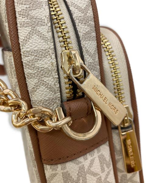 MICHAEL KORS（マイケル・コース）MICHAEL KORS (マイケル・コース) JET SET TRAVEL NS チェーン クロスボディ ミディアム ホワイト×ブラウンの古着・服飾アイテム