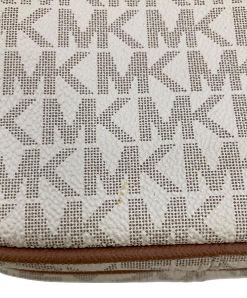 MICHAEL KORS（マイケル・コース）MICHAEL KORS (マイケル・コース) JET SET TRAVEL NS チェーン クロスボディ ミディアム ホワイト×ブラウンの古着・服飾アイテム