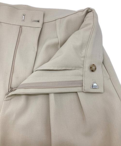 Curensology（カレンソロジー）Curensology (カレンソロジー) ブルクロス2タックパンツ ベージュ サイズ:36の古着・服飾アイテム